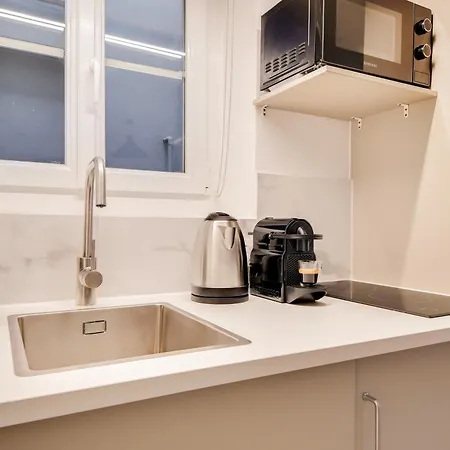 Parisien Cosy Et Bien Equipe *