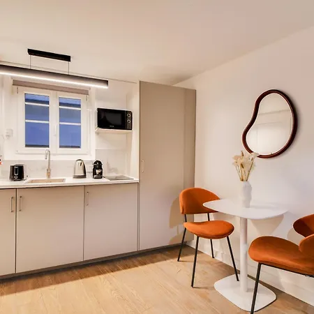 Parisien Cosy Et Bien Equipe 파리